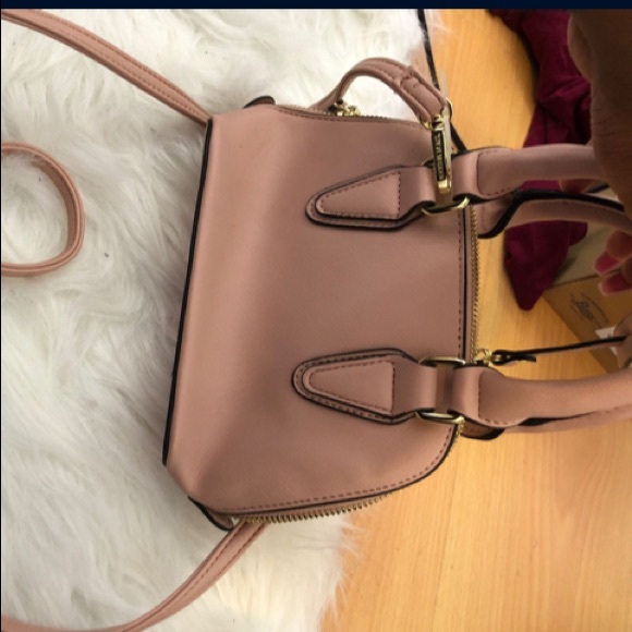 Small Steve Madden Purse - Picture 2 of 2
